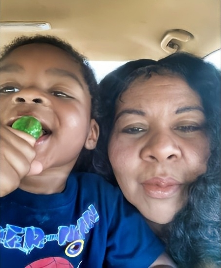 Arquilla Walker received help and support from ACH's Kinship Connections to help raise nine children.